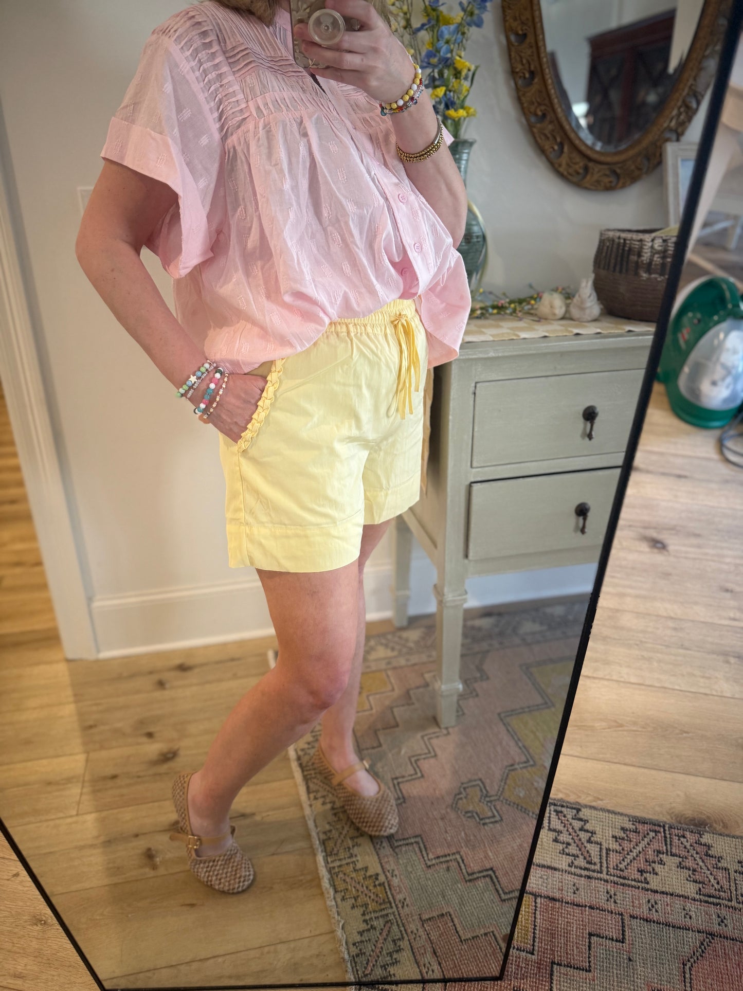CORDED DETAIL SHORT - PALE YELLOW