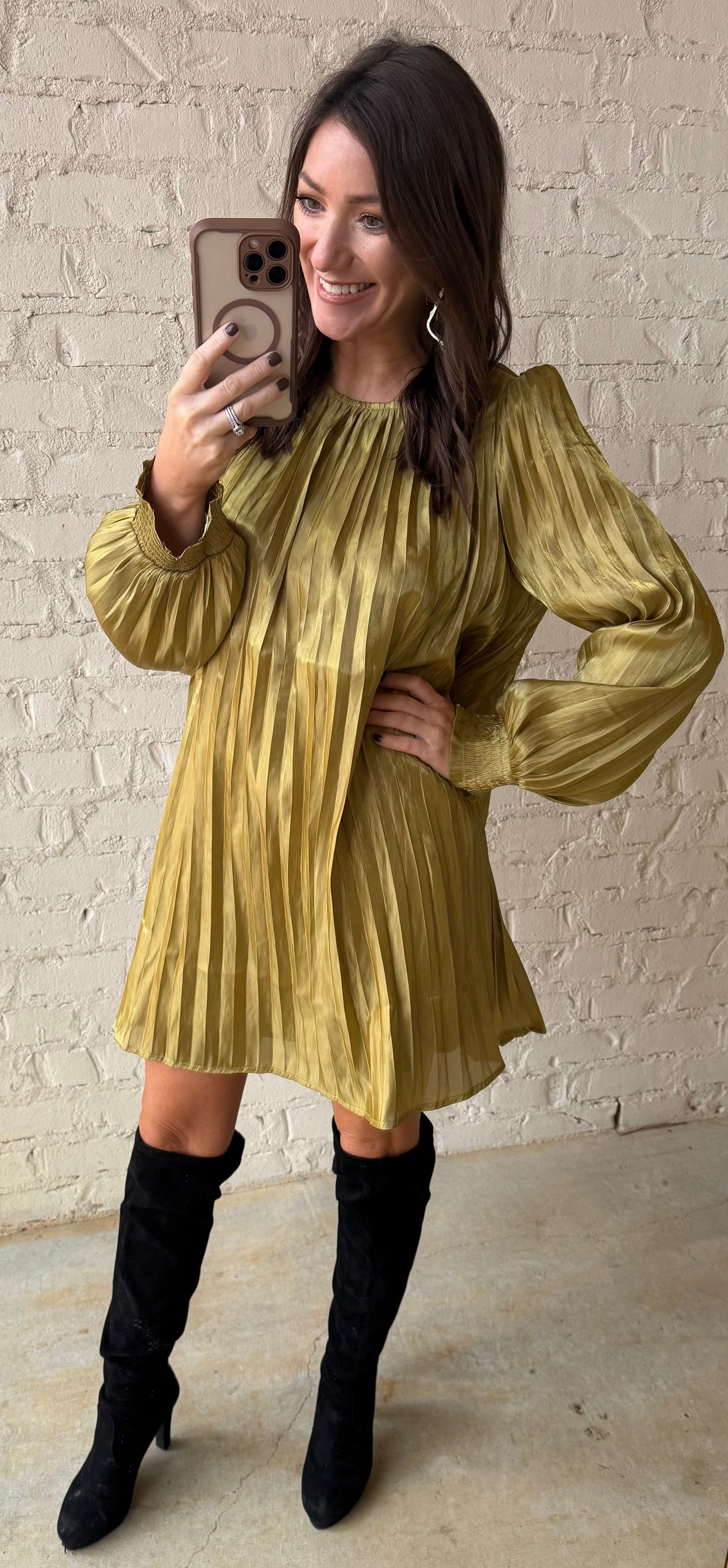 METALLIC PLEATED A-LINE MINI