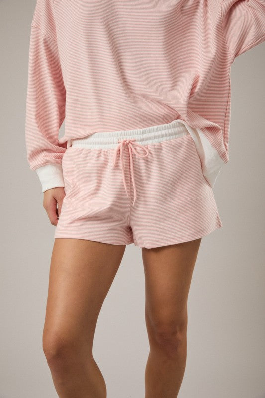 MOCK NECK STRIPED SWEATSHIRT TOP & SHORT SET - PEACH