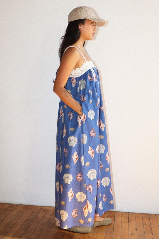 SEASHELL PRINT LACE TRIM MAXI DRESS