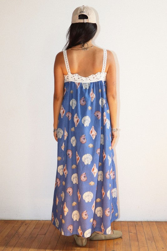 SEASHELL PRINT LACE TRIM MAXI DRESS