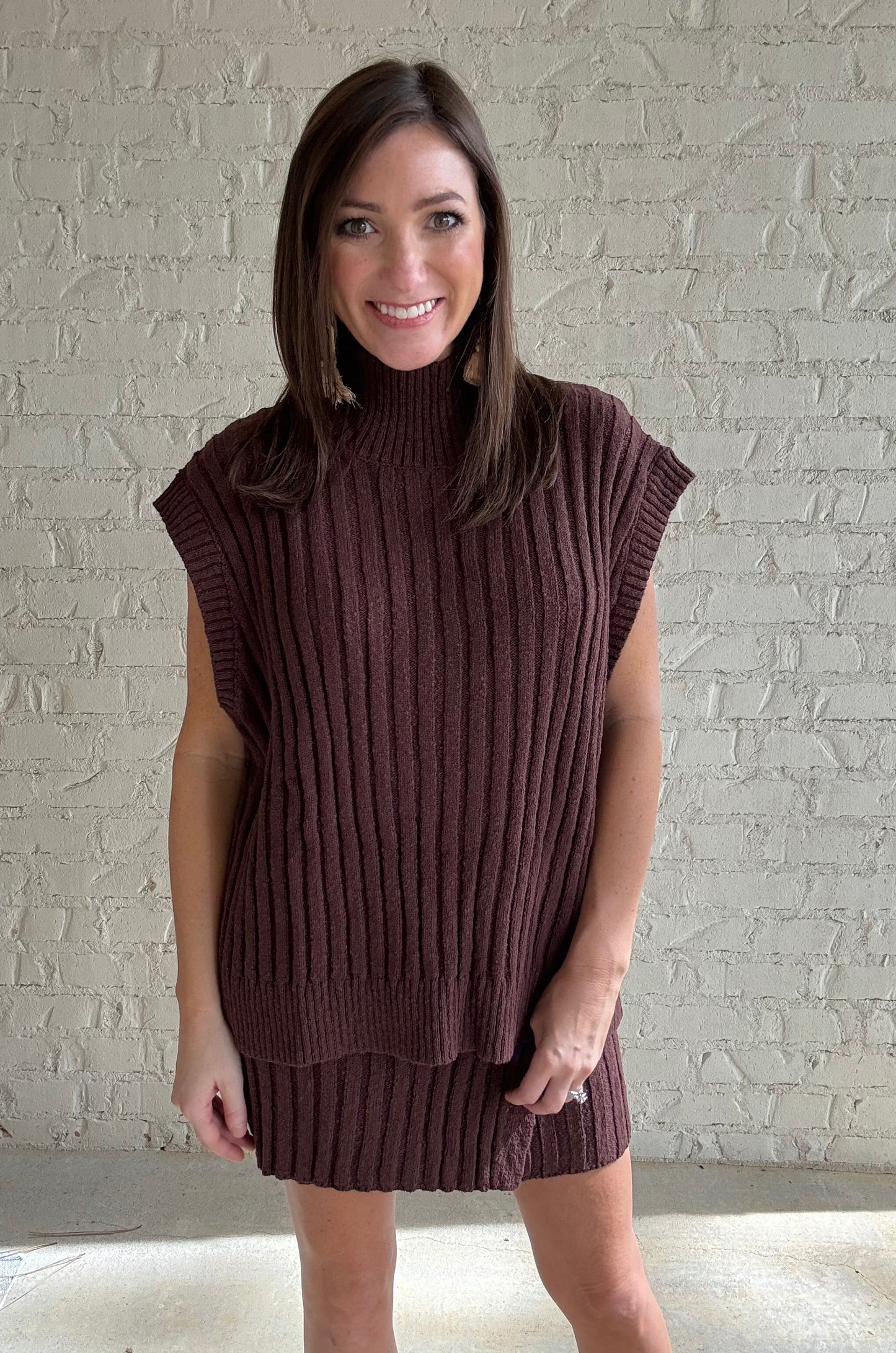 RIBBED SWEATER & MINI SKIRT SET - BROWN