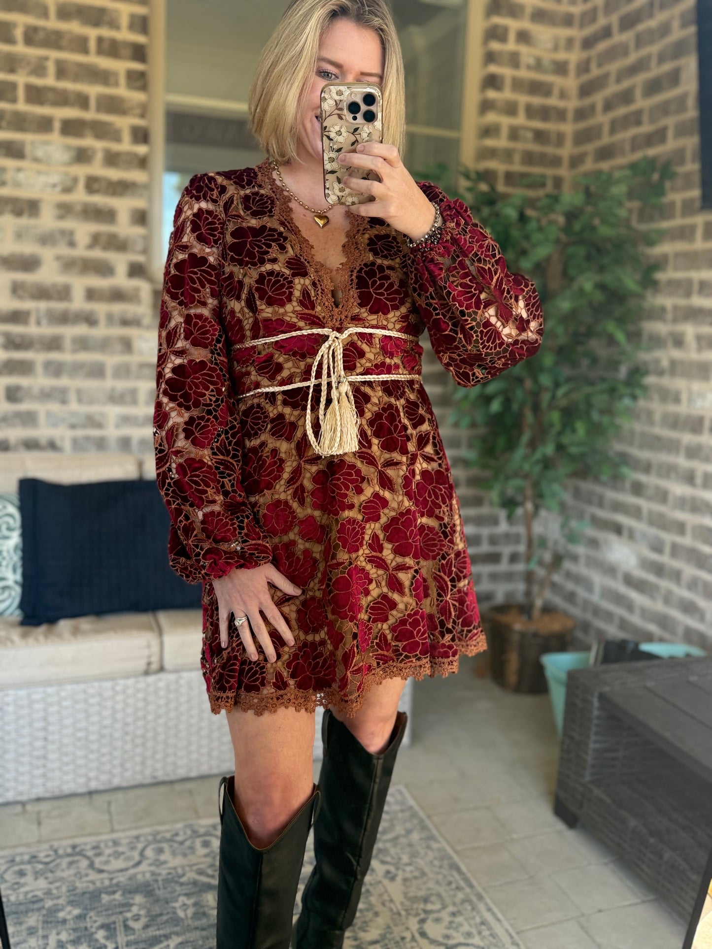 VELVET EMBROIDERED LACE DRESS
