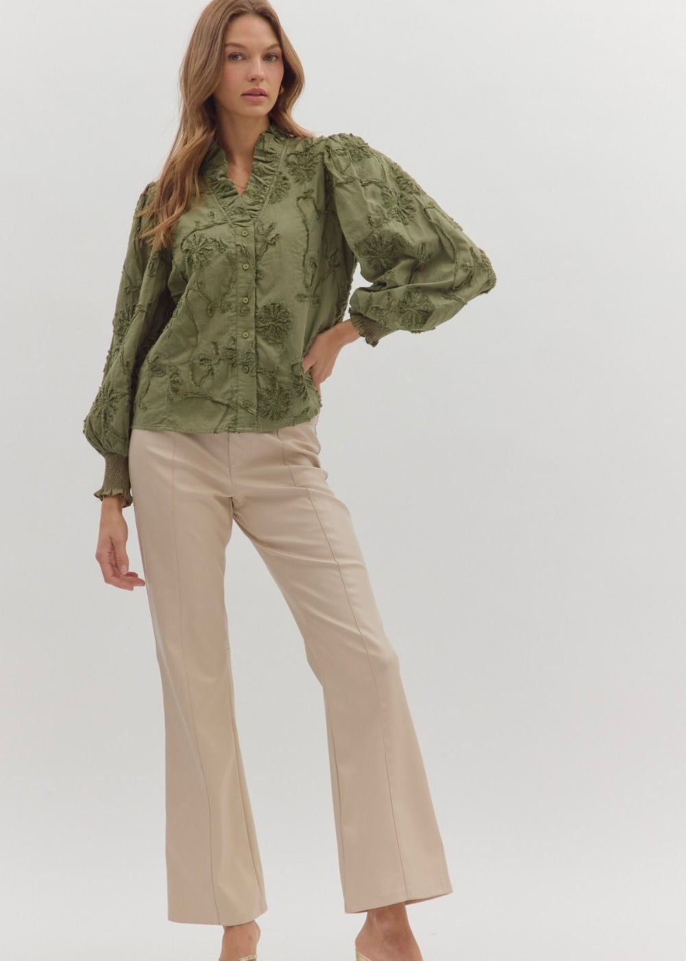 OLIVE APPLIQUÉ BLOUSE