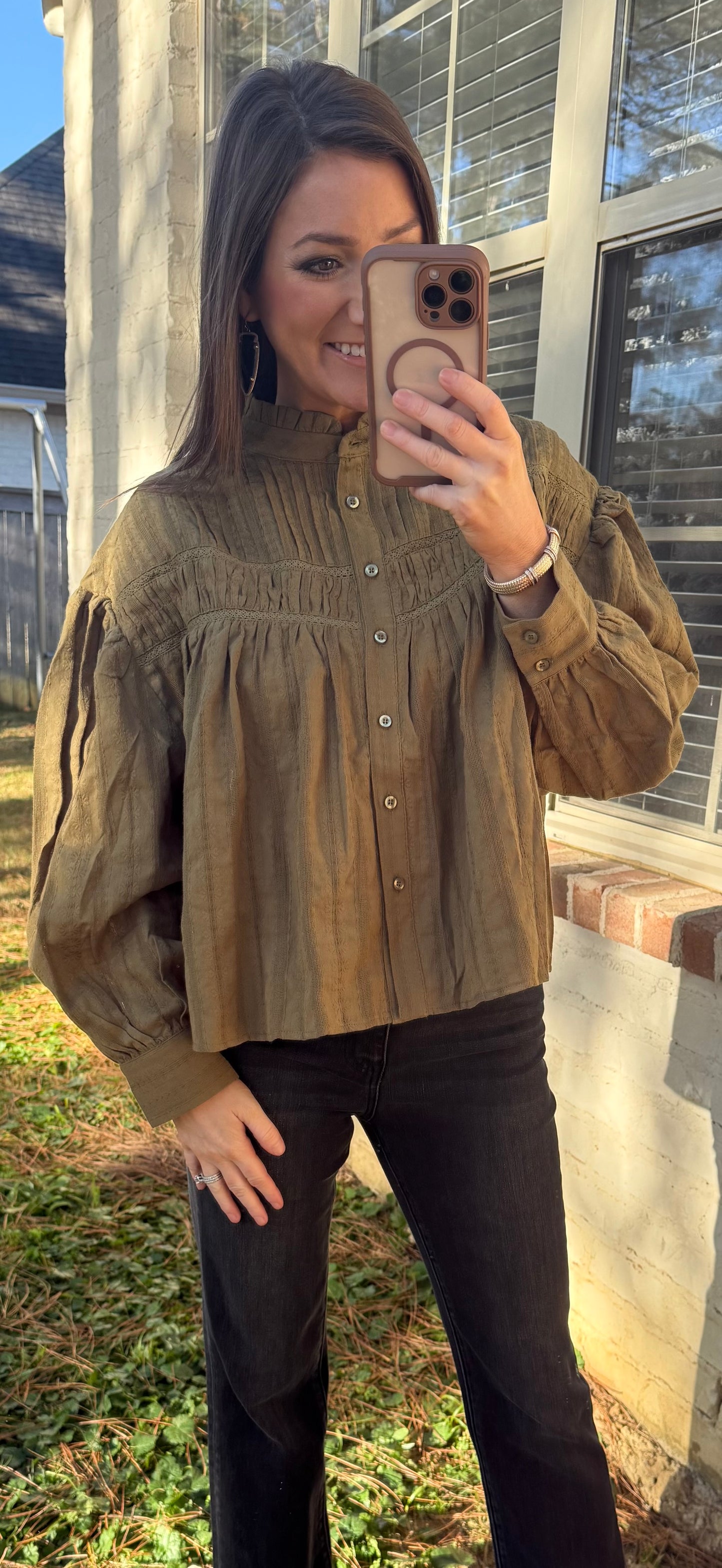 OLIVE PLEATED BLOUSE