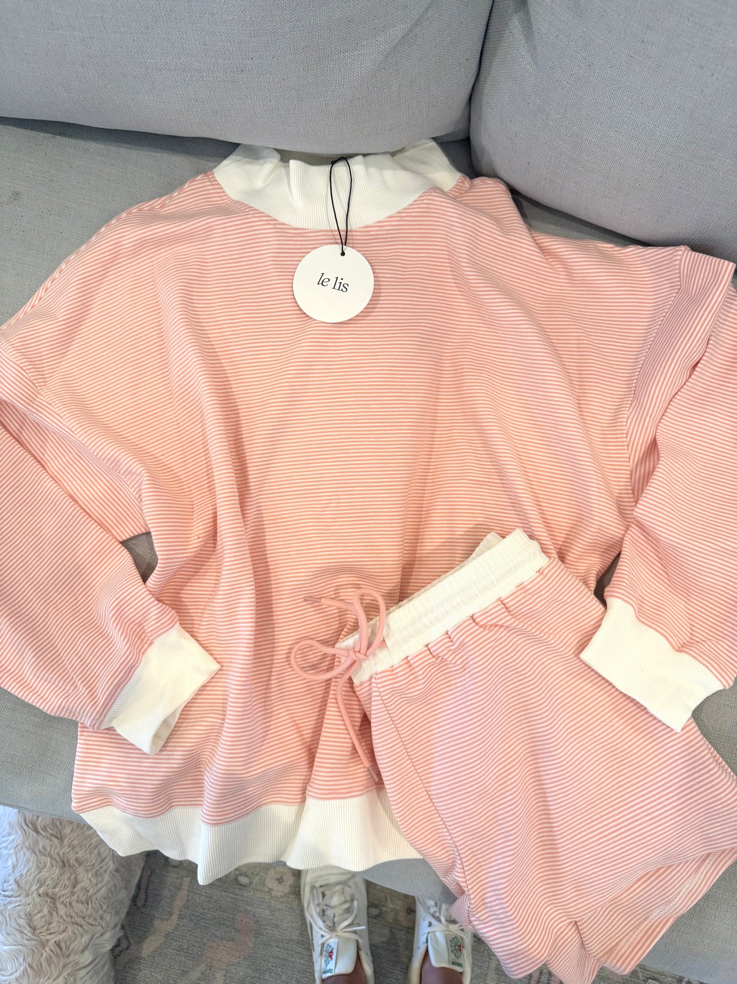 MOCK NECK STRIPED SWEATSHIRT TOP & SHORT SET - PEACH