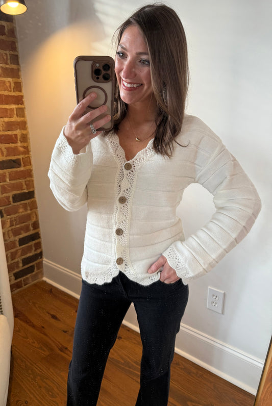 KNIT SWEATER TOP